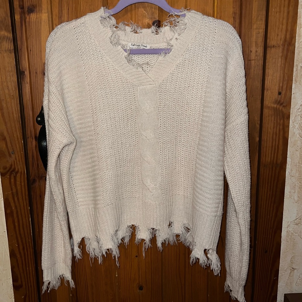 Beautiful Ivory Sweater Fall distressed frayed edging near new